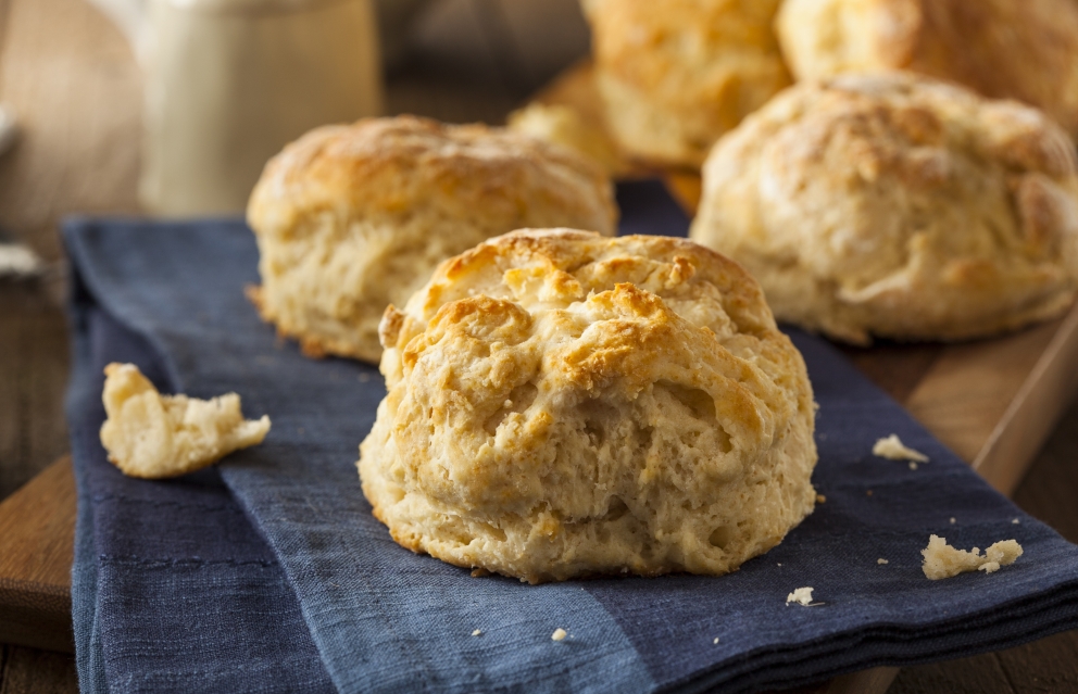 buttermilk biscuits 