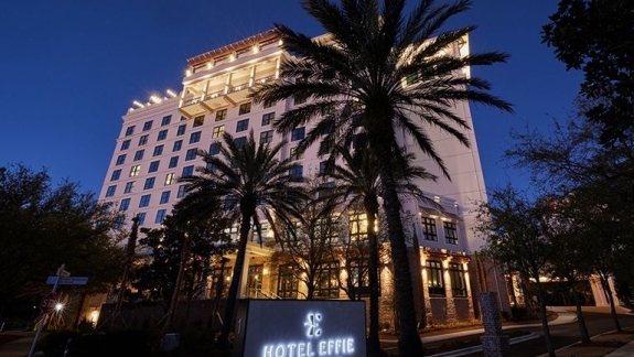 Hotel Effie Exterior at Night