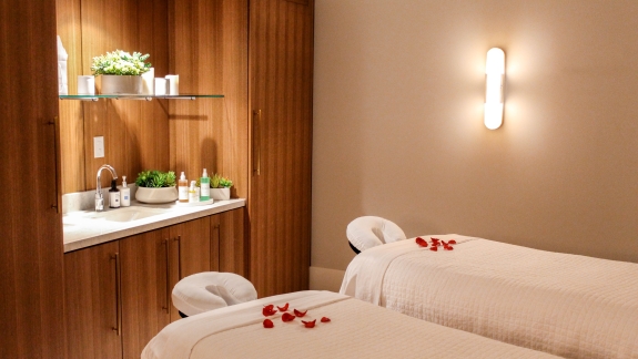 Empty Spa
