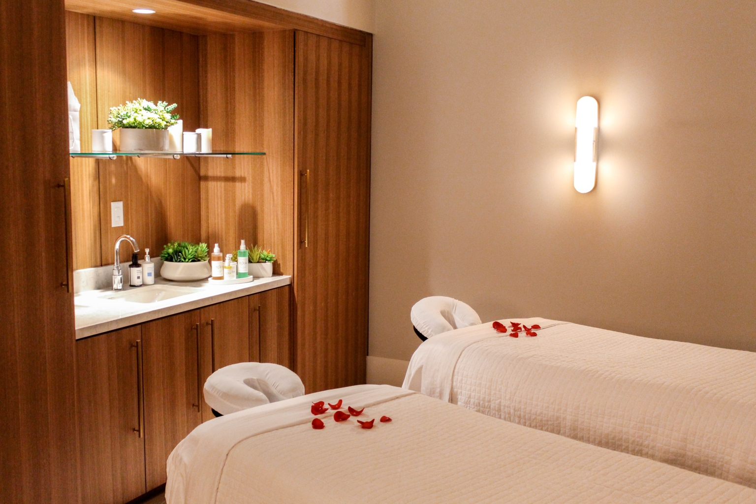 Empty Spa